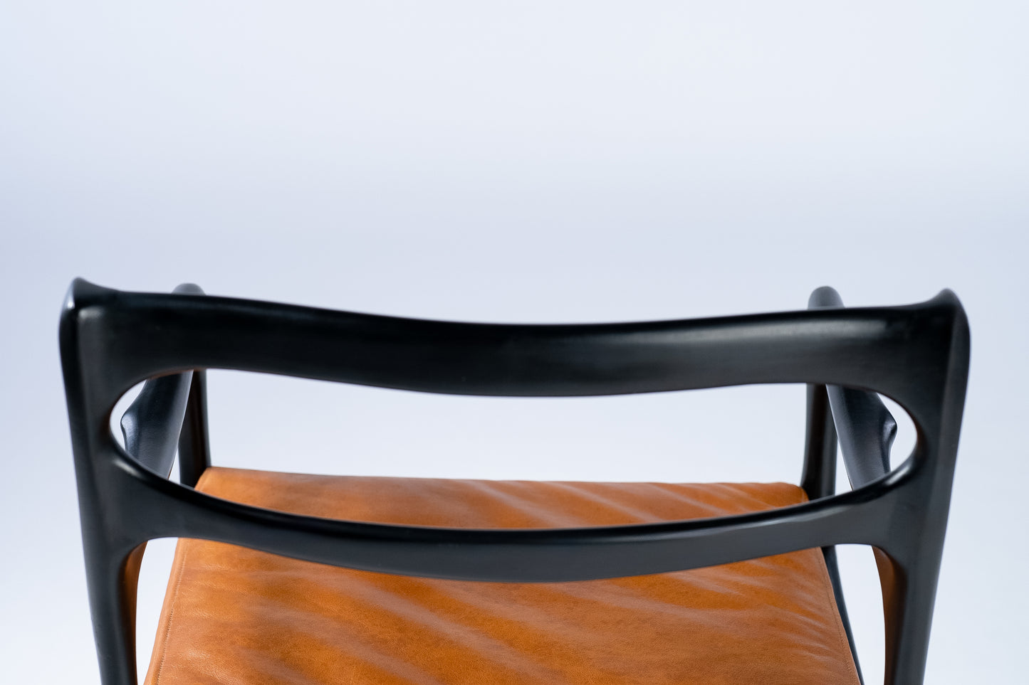 Bomdia Armchair