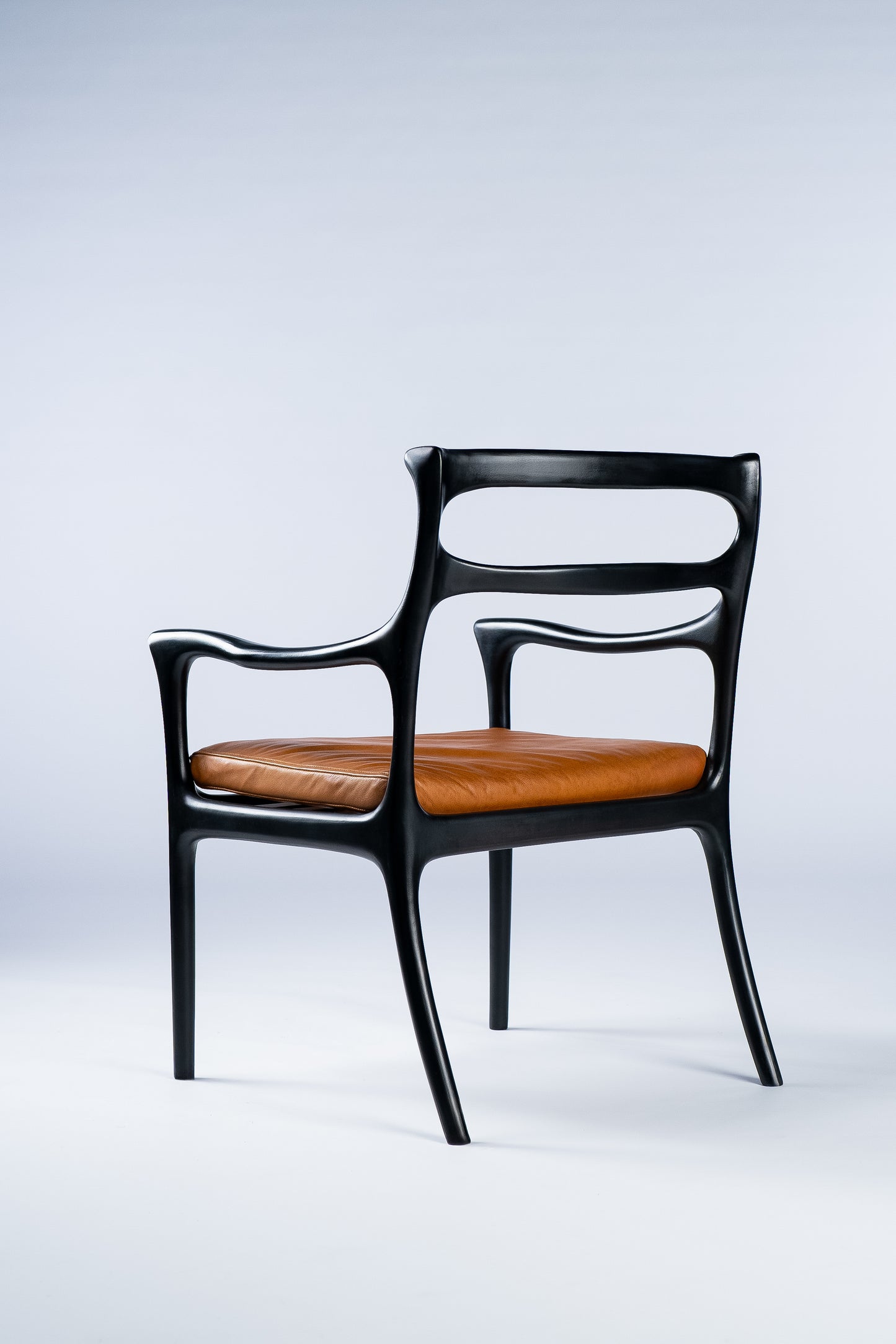 Bomdia Armchair