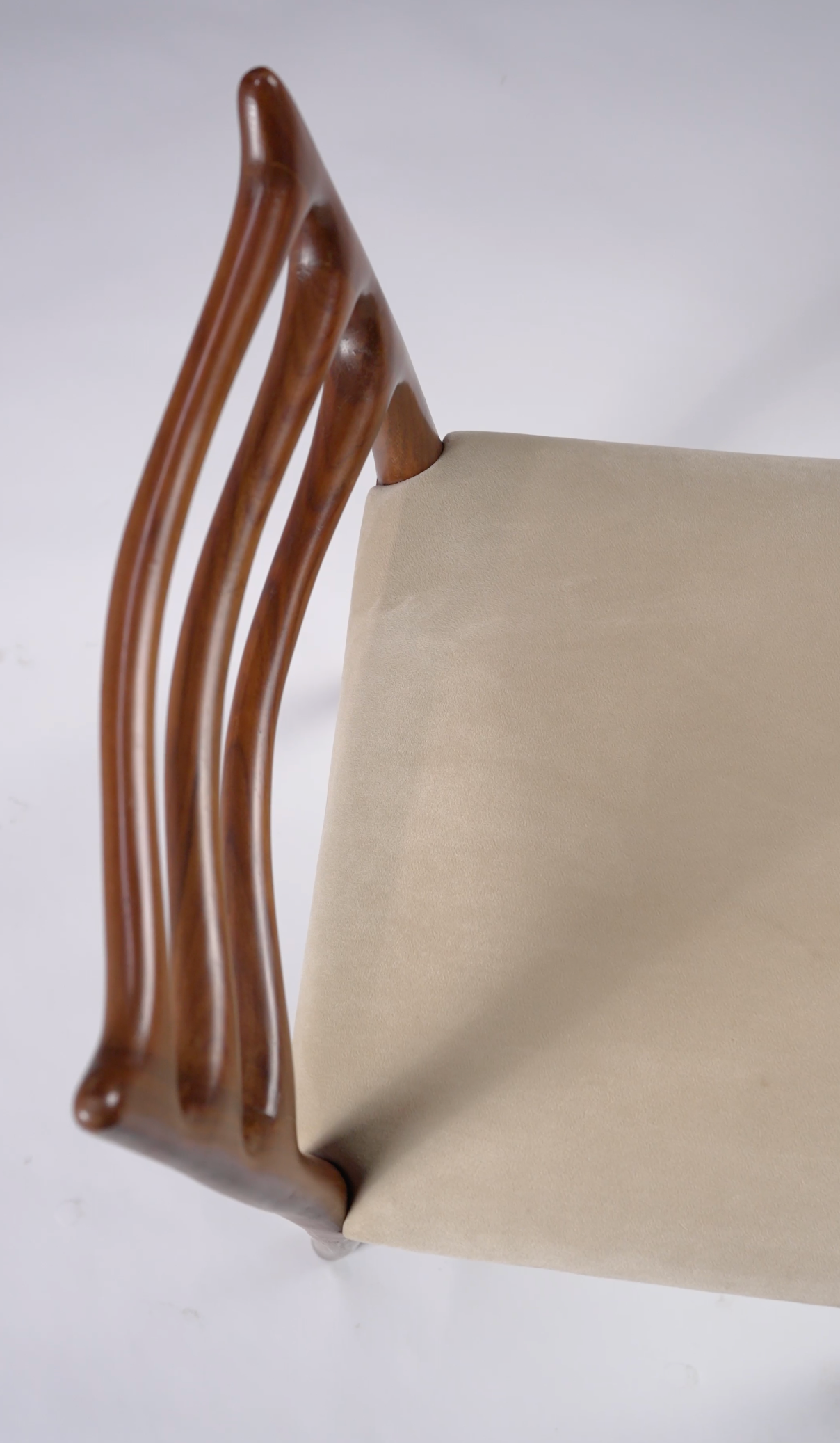 Chor Minor without Armrest